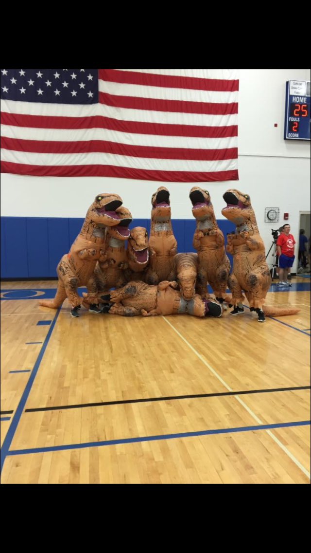 TerenceTheTrex's tweet photo. So many things to be thankful for❤️ love my rexes https://t.co/2e9fLghZTI