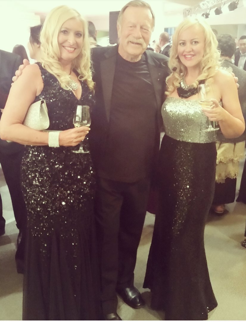 vines77's tweet photo. Catching up with actor Jack Thompson, APSA President last night #actors #films #bapff #awardsnight #brisbane #RedCarpet #jackthompson https://t.co/vrpuLEfDjp