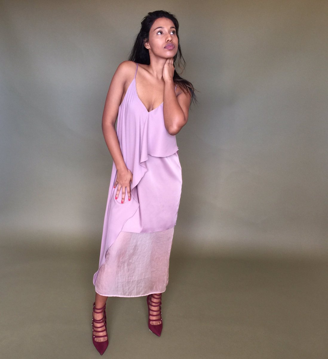 izonmag's tweet photo. I can't wait to shop till I drop at Black Friday! #fashion #style #shopping #blackfriday #BlackFridaySale #slay #styleslayer #fablife https://t.co/kjiSyDwajv