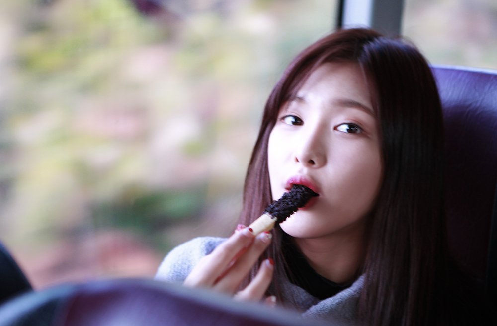 DIA_intl's tweet photo. [PHOTO] Naver Starcast
#DIA #다이아 Camping with #AID #에이드 in Jeju Island https://t.co/o5cYacYWLy