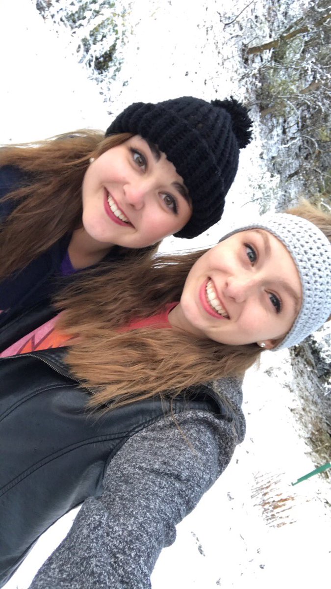 blondeehigh's tweet photo. Happy Thanksgiving from Gma and Gpa High's house! @joy3theworld https://t.co/F8SxaVahyY