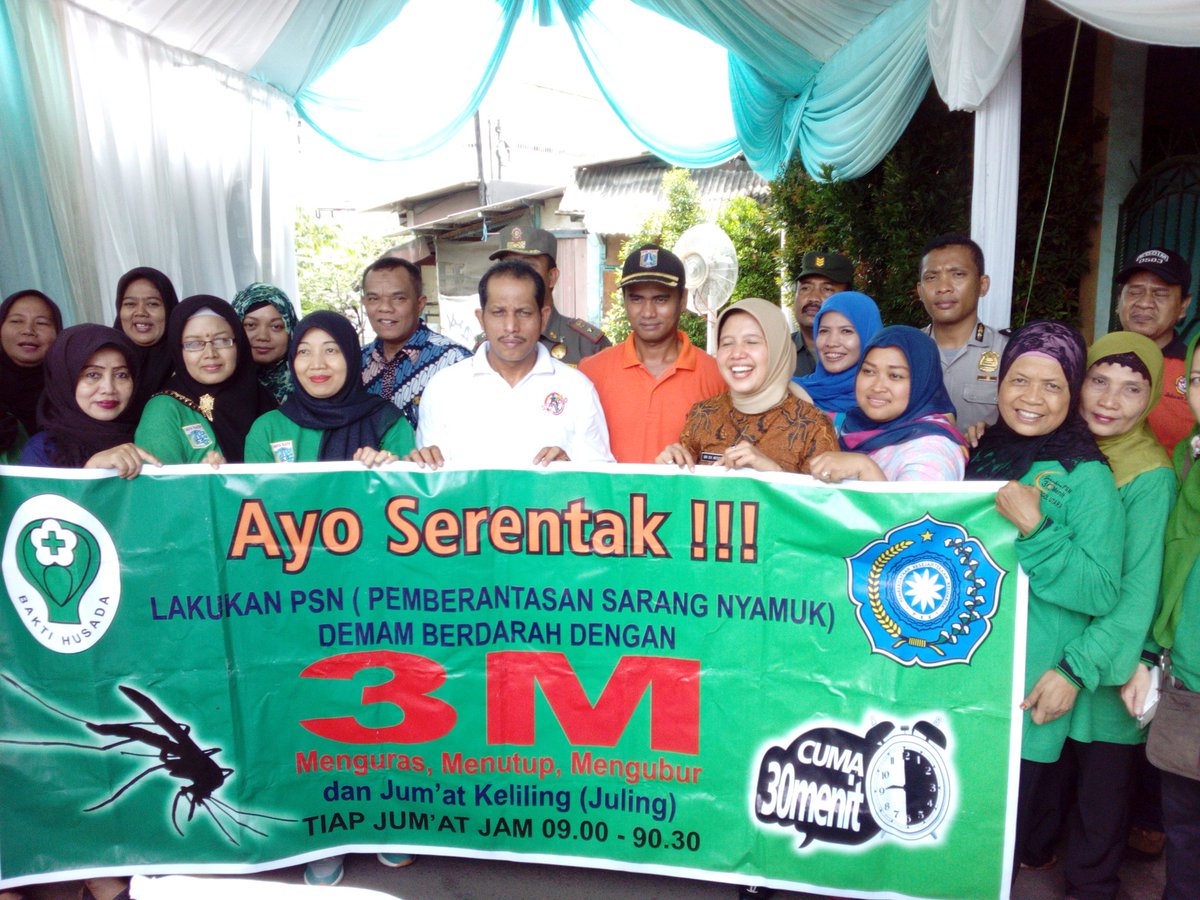 Acara jum'at bersih bersama camat kebayoran lama jakarta selatan