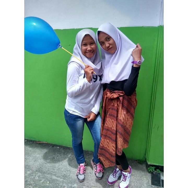 nisavegian's tweet photo. #happyteacherday🎉 #Naribadingding🙆 #JumatBerkah https://t.co/iurAdT1FQL