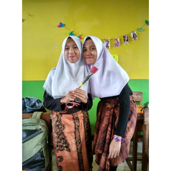 nisavegian's tweet photo. #happyteacherday🎉 #Naribadingding🙆 #JumatBerkah https://t.co/iurAdT1FQL