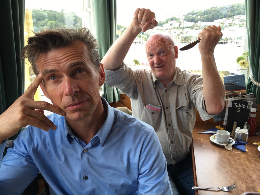Wie niet werd snel duidelijk <a href="/KeesMoeliker/">Kees Moeliker</a> <a href="/monichendrickx/">Monic Hendrickx</a> <a href="/arnoldkarskens/">Arnold Karskens</a> @saskianoort <a href="/PaulSebes/">Paul Sebes LitAg@S&B</a> #depennenzijngesle