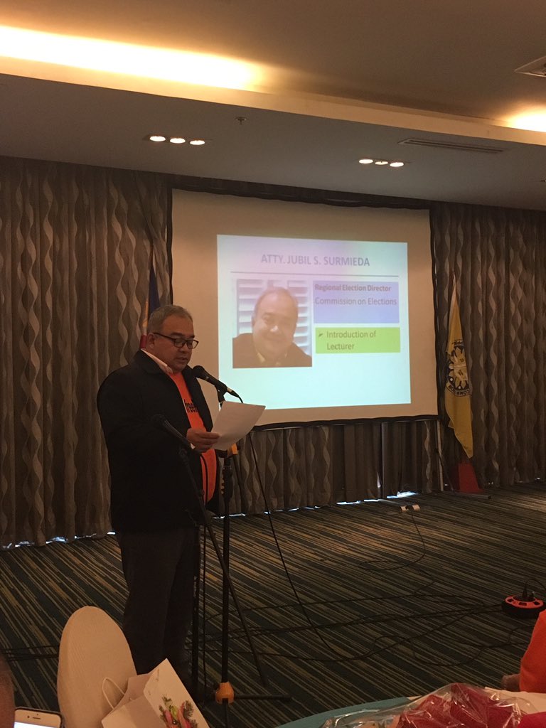 COMELEC's tweet photo. Atty. Jubil Surmieda, RED of NCR, introduces today's lecturer from the Public Attorney's Office (PAO) #MOVECOMELEC @commrguanzon https://t.co/VU0SdfFlTb