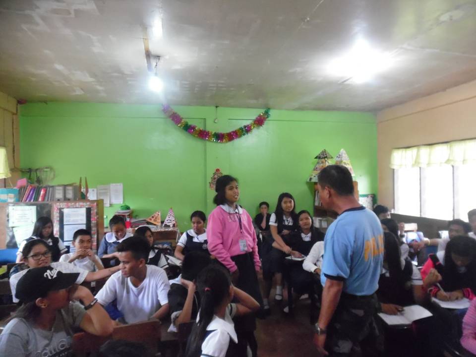 ps07_cocpo's tweet photo. Anti Illegal drug awareness lecture participated by grade 7 section Rosal and Sampaguita students of BNHS. #DoubleBarrelAlpha https://t.co/tjzP50bHn7