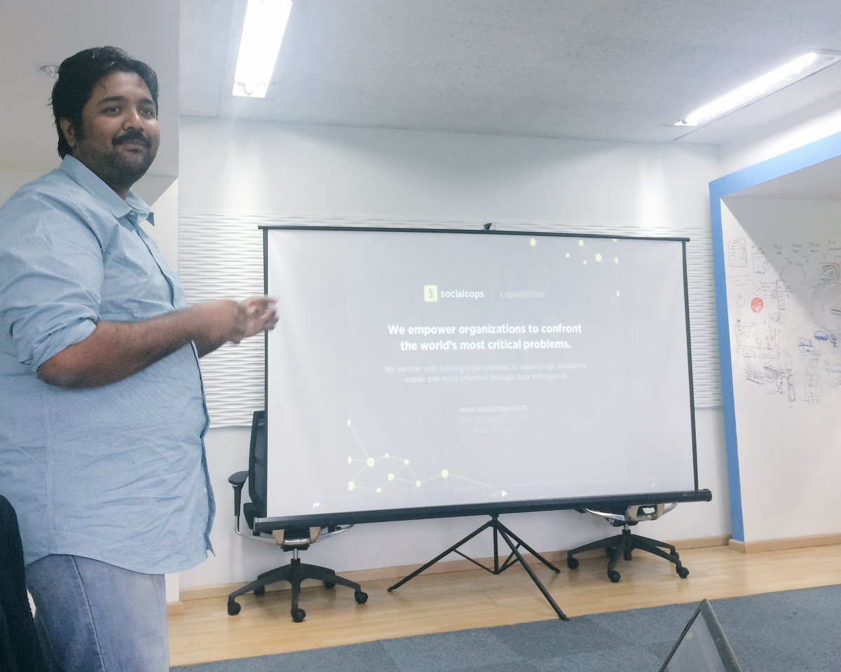 melly_frederika's tweet photo. Happy to have @Surendran_b from @Social_Cops share their works @PulseLabJakarta #datainnov https://t.co/IaAQa7w9D6