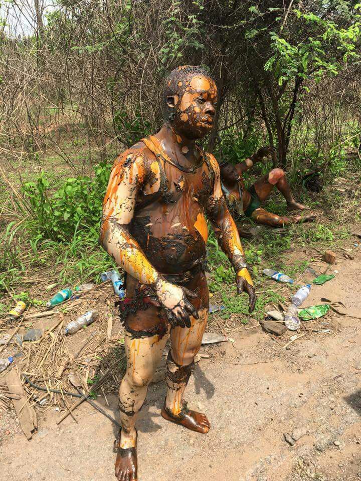 Ninodr_'s tweet image. Rebel attacks in the northern parts of Mozambique. Cars bombed along main routes