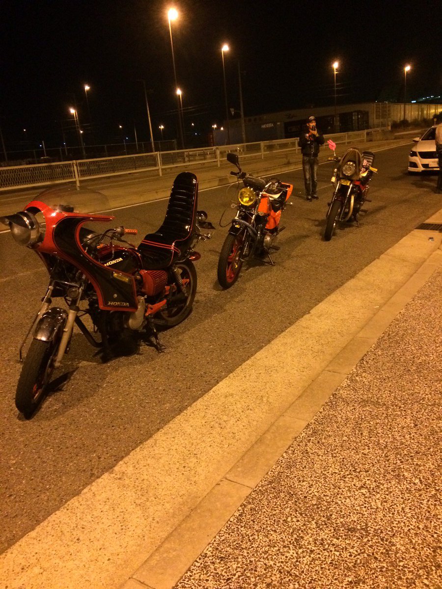 msys7777's tweet photo. このバブ23万なかなかいいと思うねんけどなぁ〜
治すのになんぼかかんやろ。笑
バブ詳しい人いてへんかなぁ〜。笑
2月に☆納車予定☆  はよ免許取らんないかんな(^-^) かねためやな。 https://t.co/NuIHf9es6F