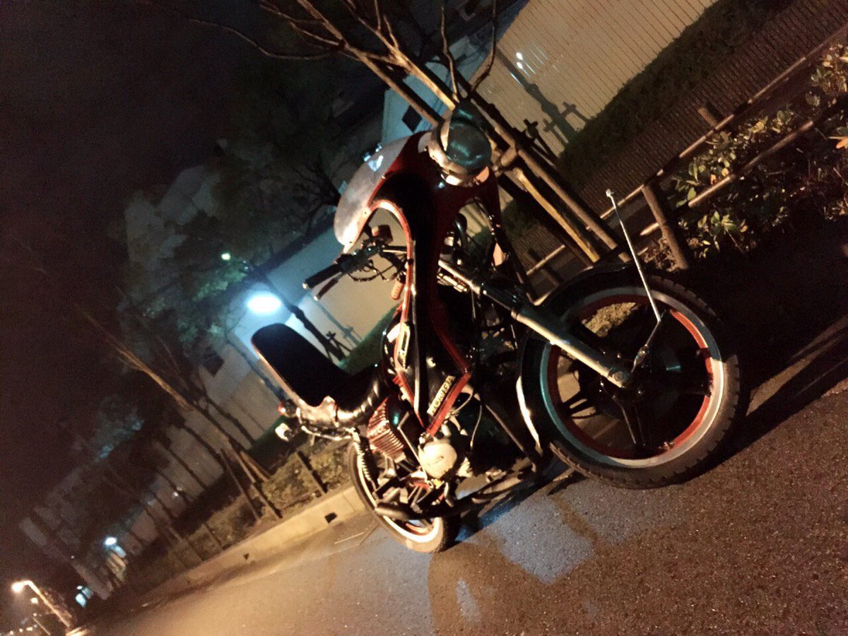 msys7777's tweet photo. このバブ23万なかなかいいと思うねんけどなぁ〜
治すのになんぼかかんやろ。笑
バブ詳しい人いてへんかなぁ〜。笑
2月に☆納車予定☆  はよ免許取らんないかんな(^-^) かねためやな。 https://t.co/NuIHf9es6F