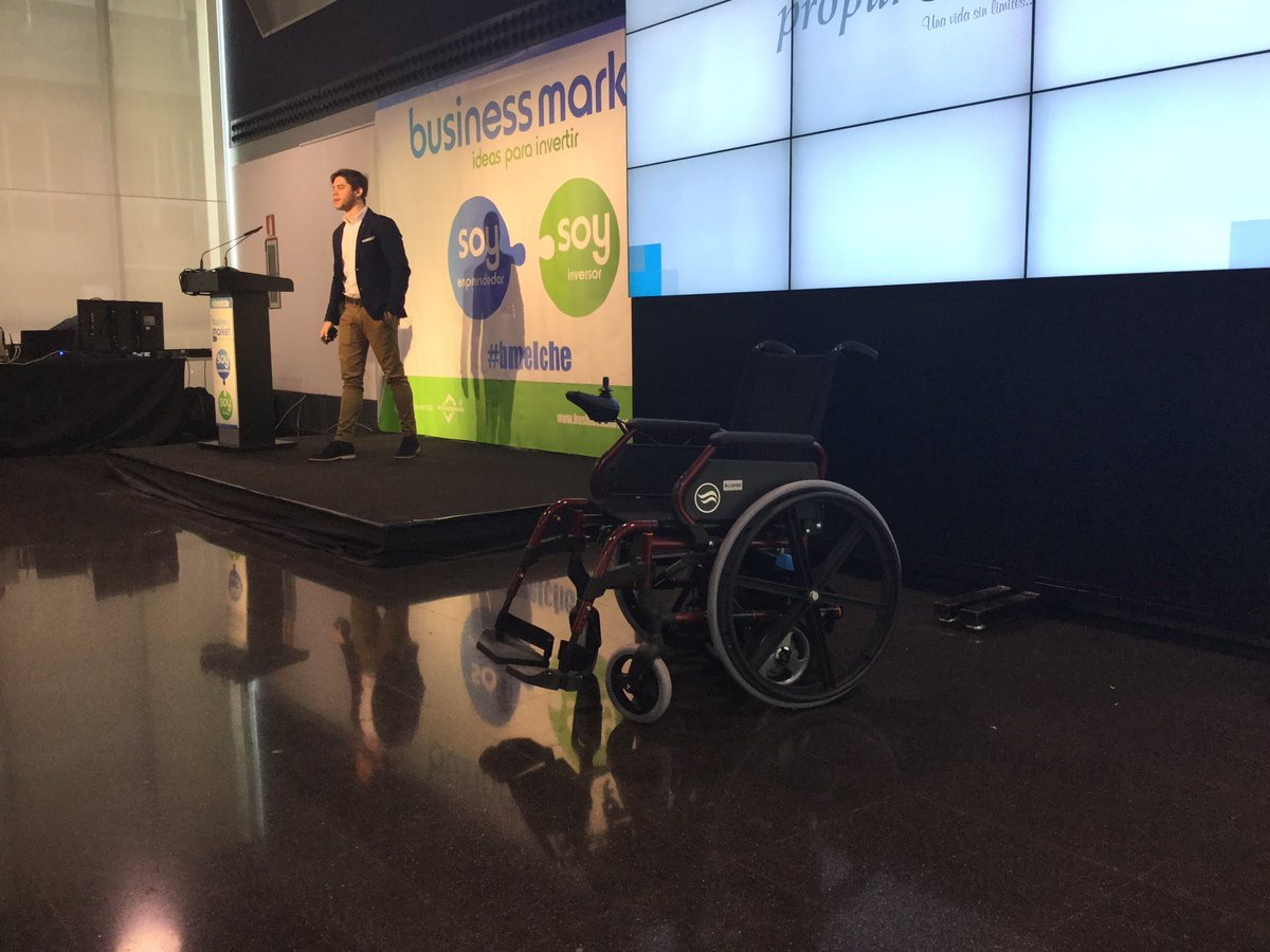 nauinnovacioumh's tweet photo. Terminamos las presentaciones de proyectos en el #BMElche con #PropurGo! https://t.co/8zchwgRkWJ