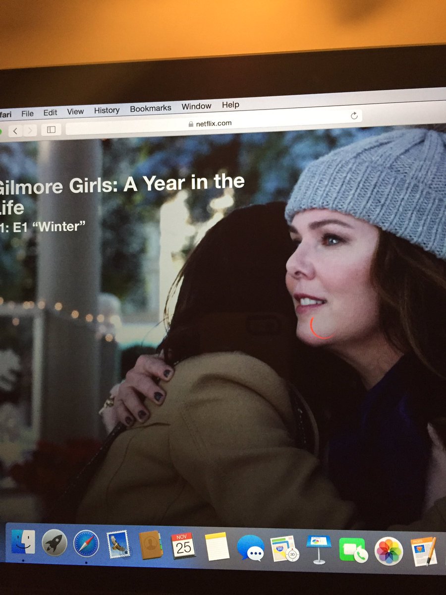 randiiyoung's tweet photo. @Netflix_CA are you having issues with the new gilmore girls this morning? mine will not load. https://t.co/iQwcJy2goT