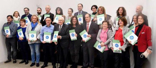 ApemCoruna's tweet photo. #ProyectoIntercentros #16Aniversario
https://t.co/seHT5t78sB https://t.co/GAvLlgxKOk
