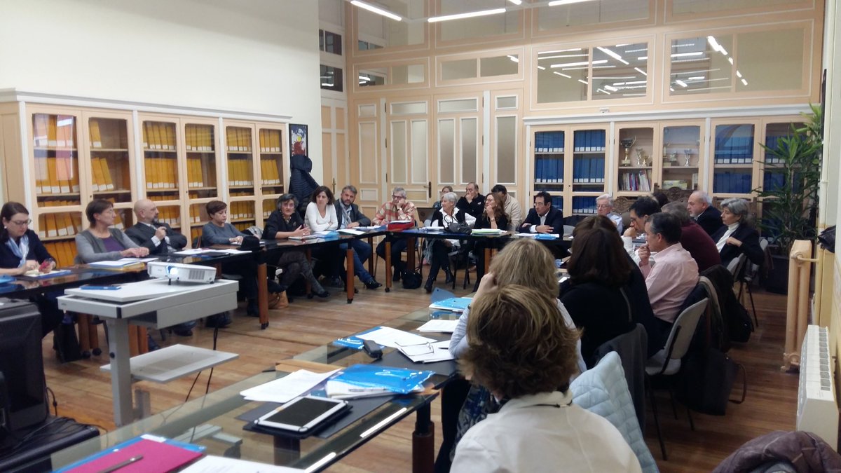 BeatrizFrancoEs's tweet photo. #MTAAL Mesa #archivos Adm. Local. Aprender, debatir, compartir experiencias. #calificacion #Valoraciondocumentos #documentosEsenciales https://t.co/yowQv86K6t