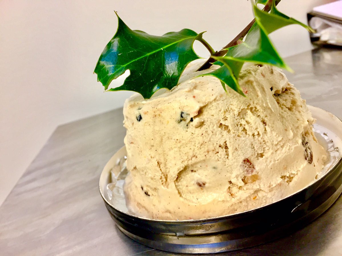 GelatoHeswall's tweet photo. Ice cream Christmas Puddings and any flavour ice cream Christmas Logs available. Taking orders. #gelato #Heswall #larklane #christmas https://t.co/rS1leIemip