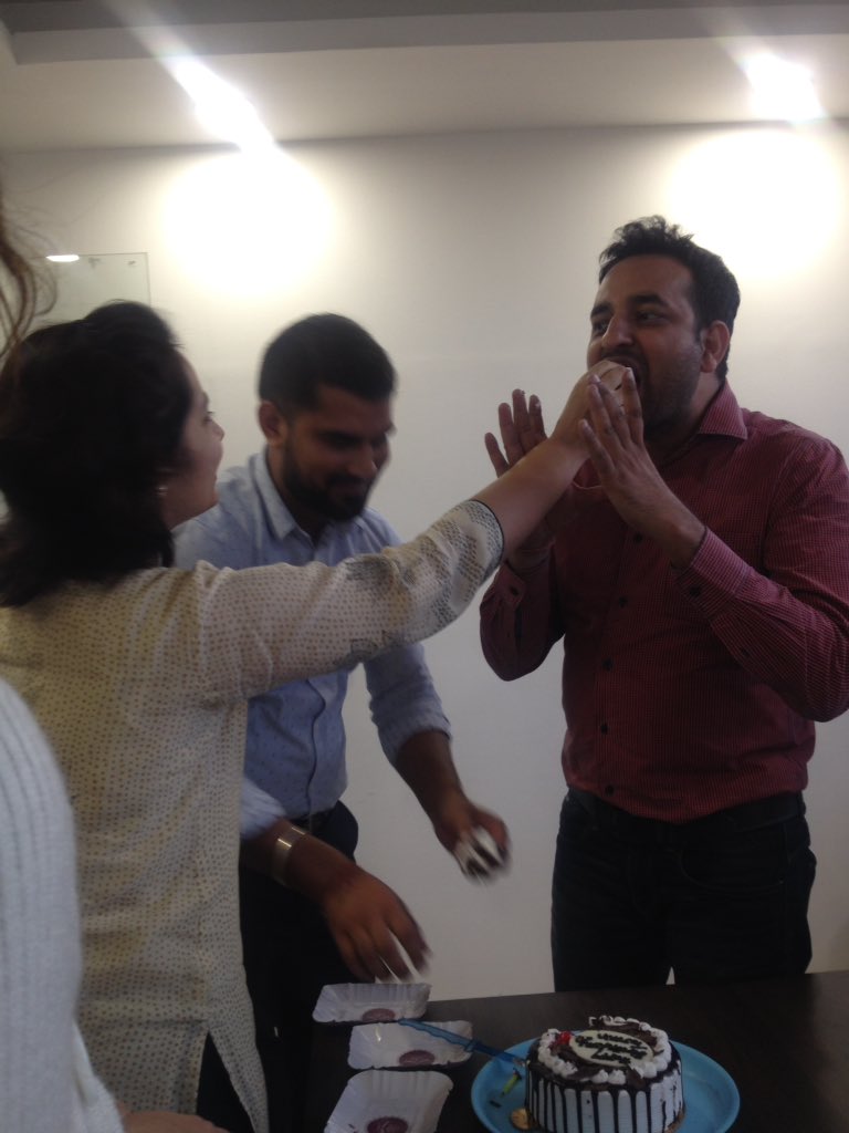 kareermatrix's tweet photo. Wishing you a totally carefree, special day. May you have another year of great accomplishments.🎉 Happy Bday Boss @tarunkrtyagi 🎂🎊🎈🎁 https://t.co/oJAFkaRRpd