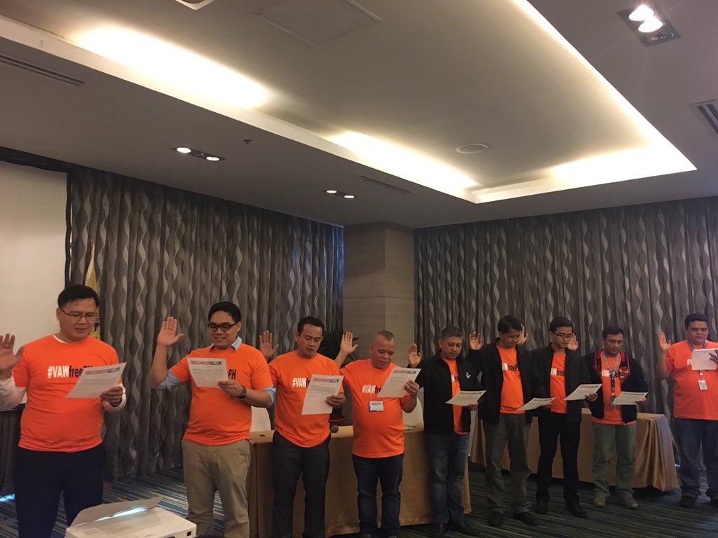 COMELEC's tweet photo. ATM: Launching of #MOVECOMELEC as an organization &amp; oath-taking of ad-interim of officers, by Mr. Rey de Guia, MOVE-Philippines President. https://t.co/am0Sg7Wy1I