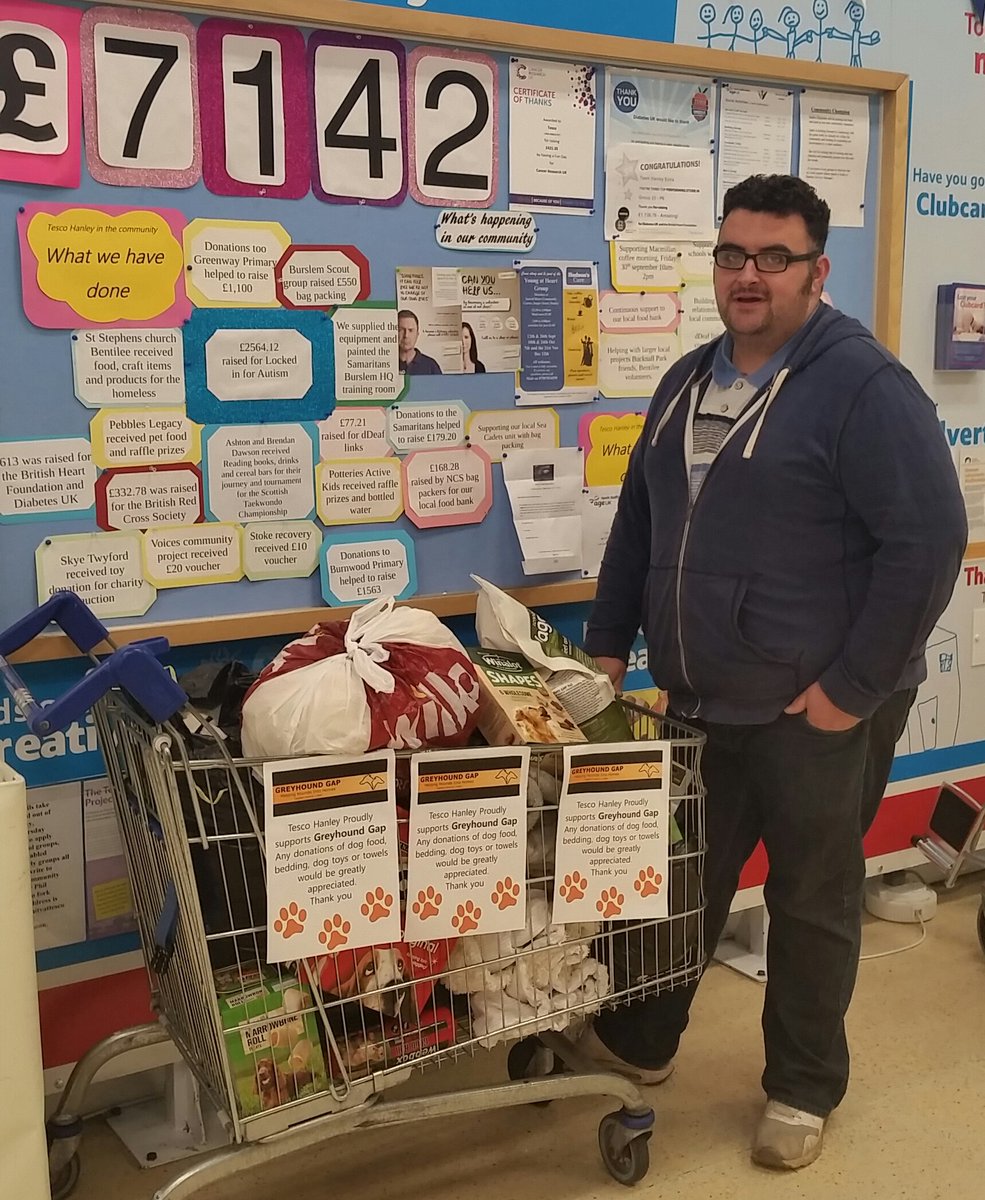 sadiehaynea's tweet photo. #Hanleyextra #community #GreyhoundGap first collection 🐶🐶🐶 @IanKelsall @tinkalinca @Em_Goodall @AlfYATD https://t.co/mGYGkdfsoU