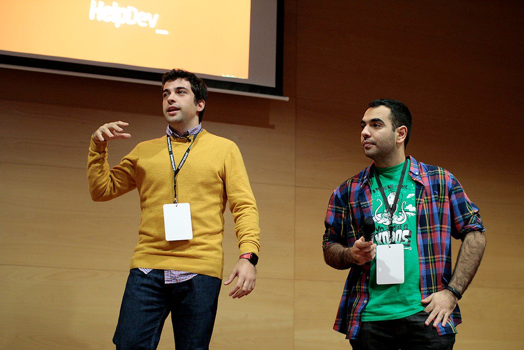plainconcepts's tweet image. Nuestros Plain Speakers @3lcarry y @CKGrafico dando la charla sobre bots en el #Codemotion2016 #developers #proud #bots #tech #chatbots