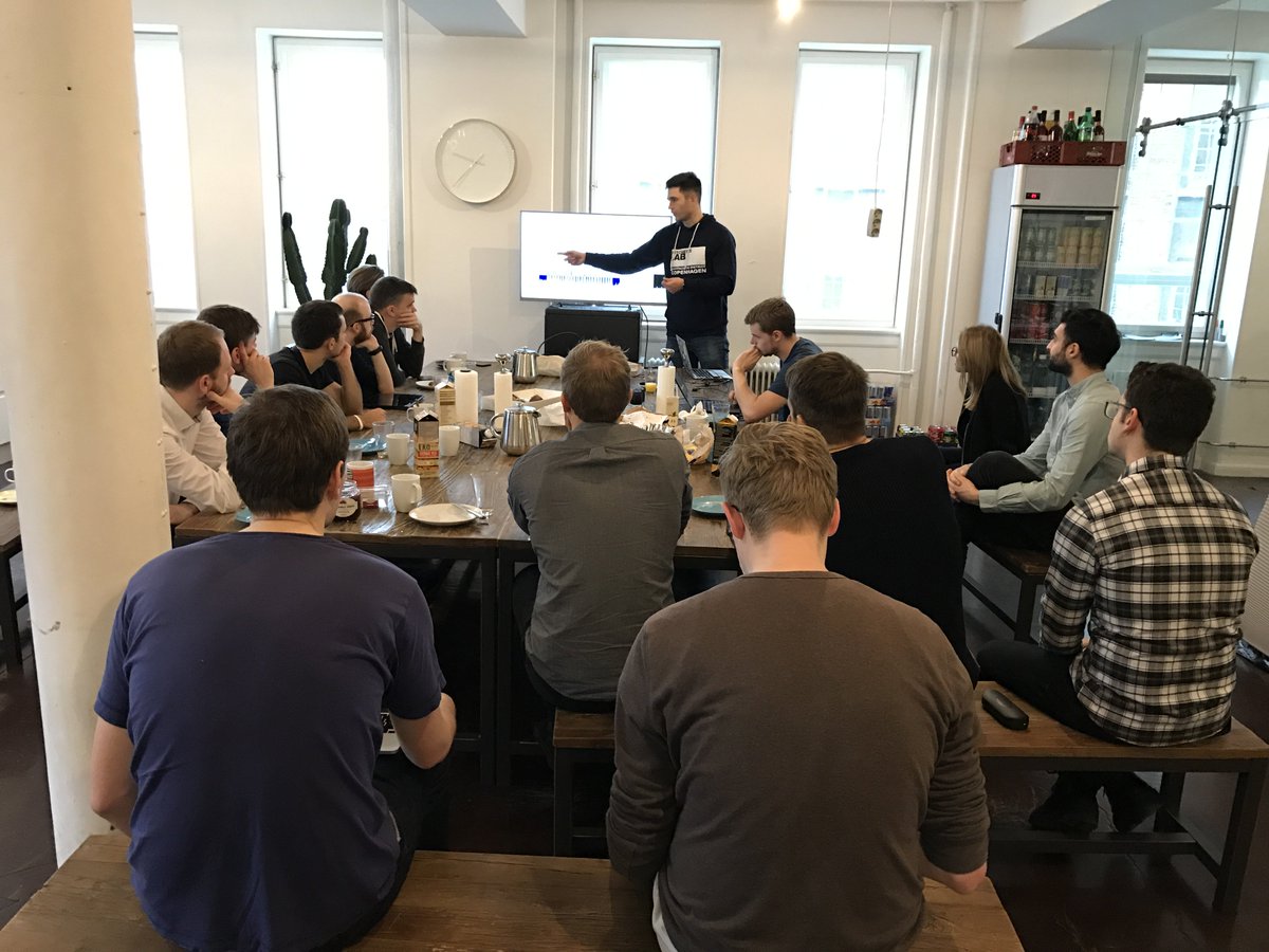 At @Shapedk we always end the month by having #shapedevday. Here <a href="/olegam/">Ole Gammelgaard</a> is telling us about the hacking he has done on the office lights.