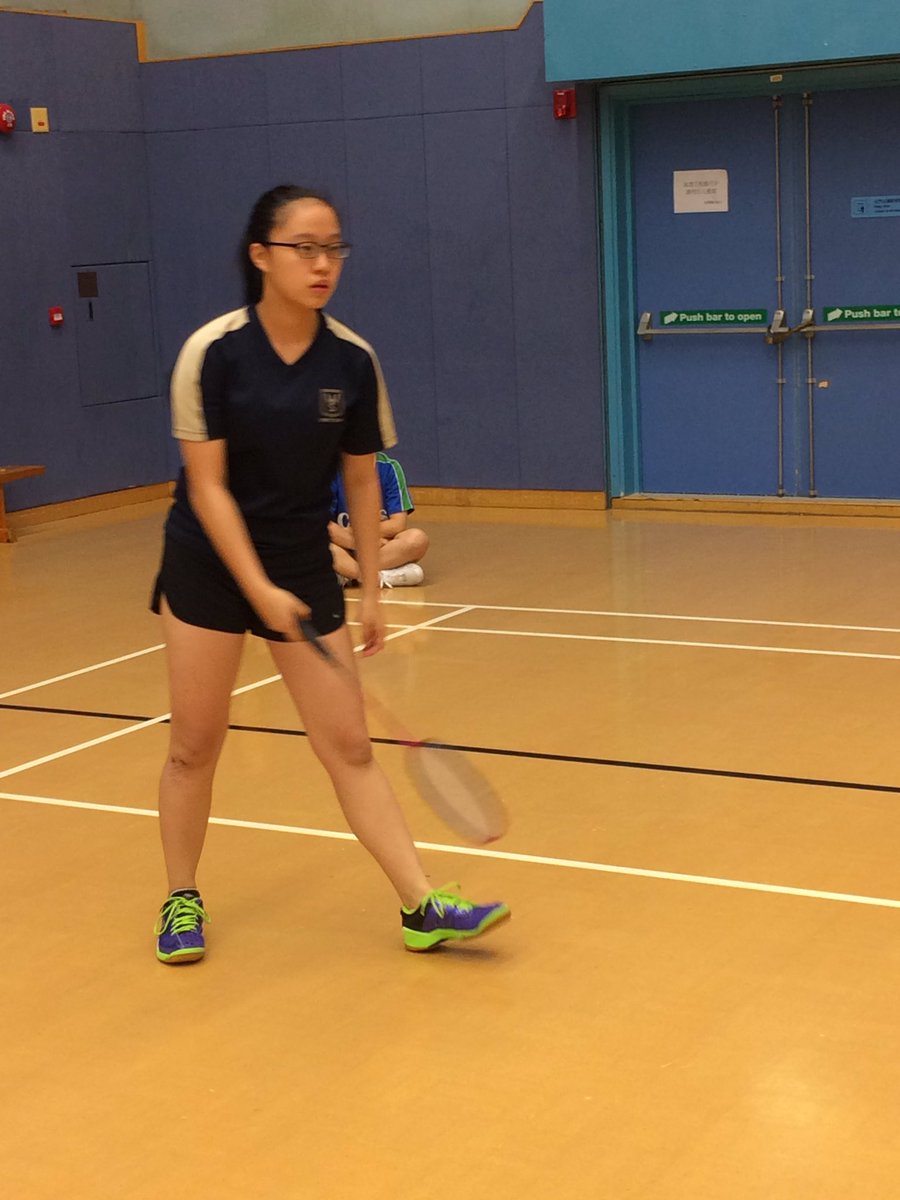 Tarneu's tweet photo. Quarter finals B grade girls badminton. Nail biting stuff. Currently 2 games WIS to 1 CFSS #wishk https://t.co/MpzTyqhgwW