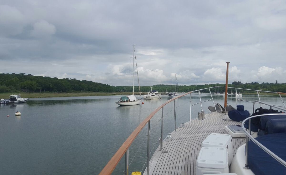 Rum Jungle (rumjungleyacht) Twitter