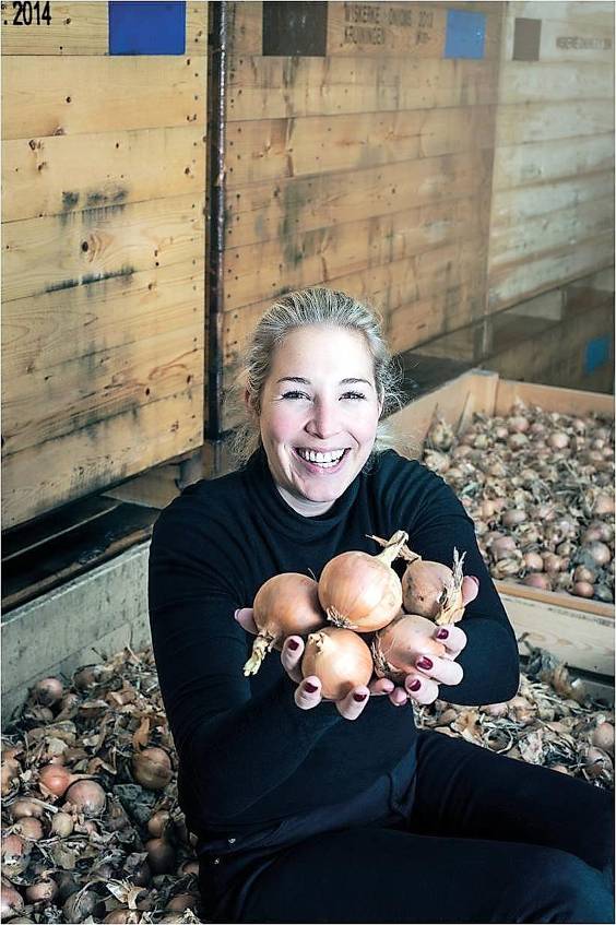 FD_Nieuws's tweet image. Cheyenne Wiskerke is op haar 27e directeur. Stappen op vrijdag is er niet meer bij, toch is het het waard fd.nl/ondernemen/117…