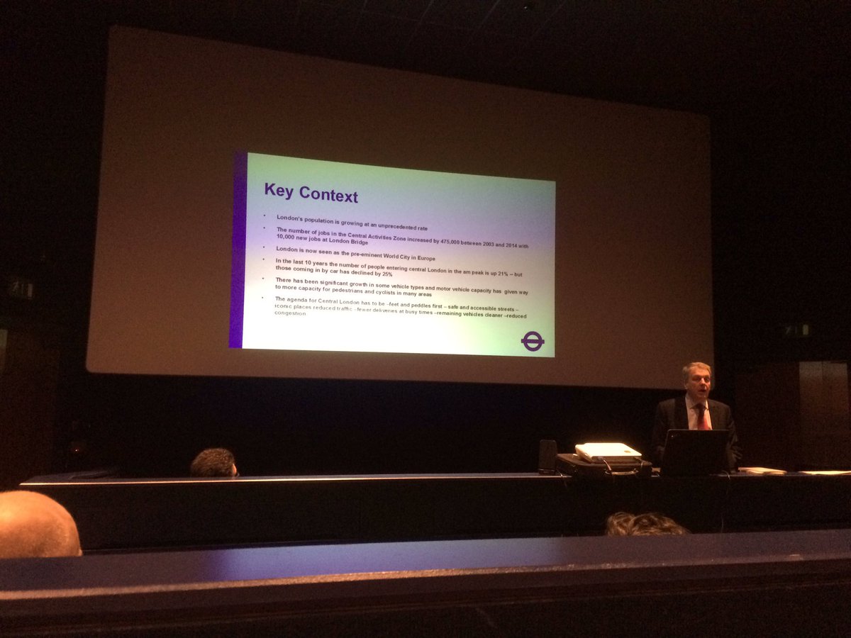 Blak_Outside's tweet photo. Nigel Hardy from @TfL 25% decline of car use. Design objectives - less noise, cleaner air, connected neighbourhoods ... #LBgreen #Urban 🚶 https://t.co/ufmC6zxsdt
