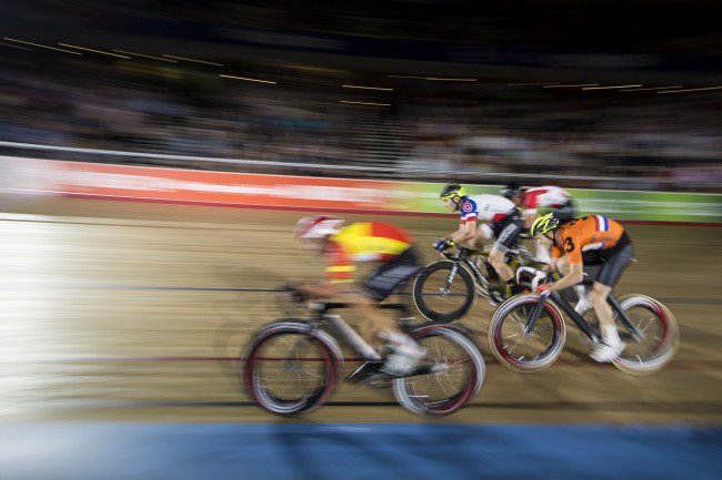 Een thuiswedstrijd voor #sportgala020 genomineerde <a href="/nilshoenderdaal/">Nils</a>: hij neemt deel aan de <a href="/sixdayamsterdam/">Six Day Amsterdam</a>! Check: topsport.amsterdam/?q=page&n=620