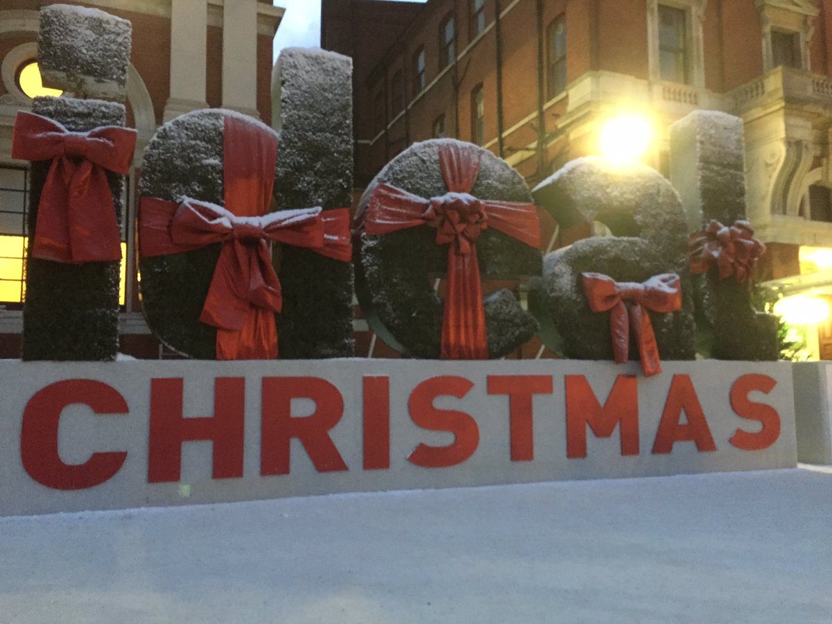 Spreading “The Magic of Marlborough” again today <a href="/ideal_home_show/">Ideal Home Show</a> with wonderful wines from NZ legends <a href="/jacksonestate/">Winemaker</a>