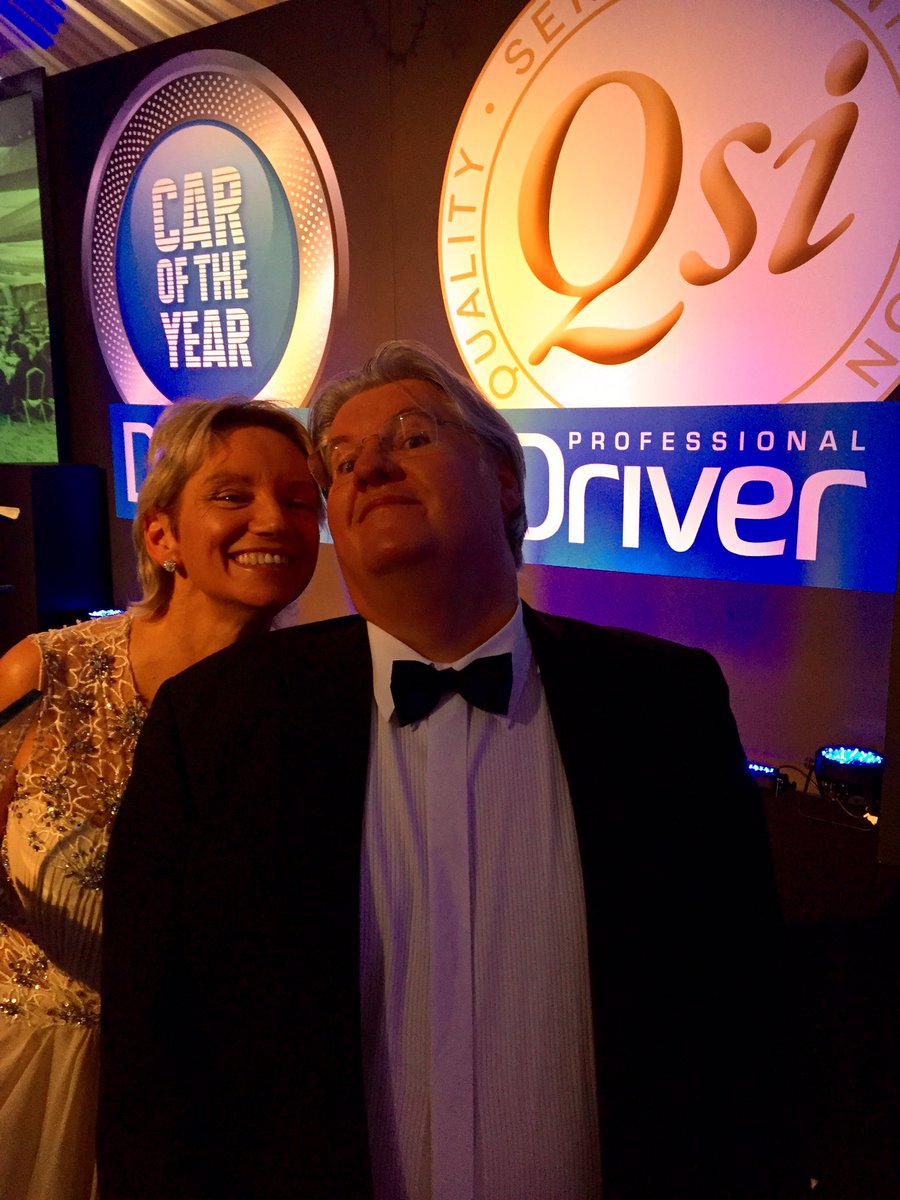 carwriteups's tweet photo. Great to be at the @prodrivermag #CarOfTheYear #QSiAwards last night - Winner: @BMW_UK #730Ld #BMW Congratulations! @PureBmw @LaurenPrema https://t.co/yddpIcItSu