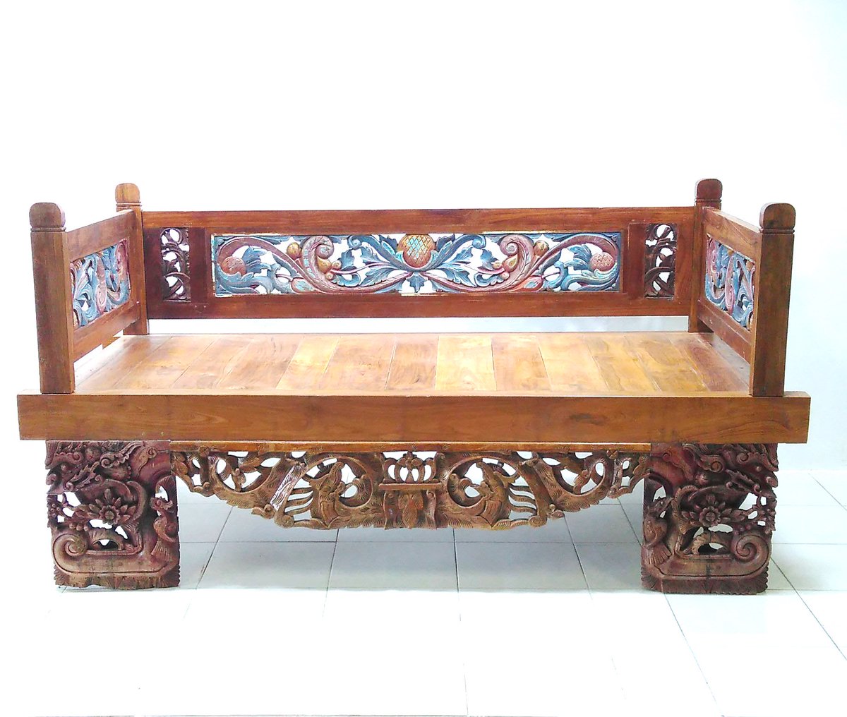 BaliDayBeds's tweet photo. Teak “The Prince of Woods” https://t.co/prHNCFCpJv via @socializeWP https://t.co/KLeXSGDKqa