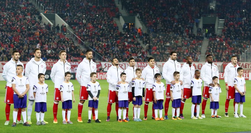 olympiacosfc's tweet photo. Lea lo que declararon nuestros futbolistas al término del partido frente al Young Boys. https://t.co/6L9n57ai67 #olympiacos #OLYYB #UEL https://t.co/v8NEjMHxWQ
