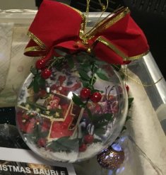 SPEARLondon's tweet photo. Come and join us for the #Richmond and @TryTwickenham #Christmas lights this weekend - make fab baubles and help local homeless https://t.co/m6CO0wMHd3