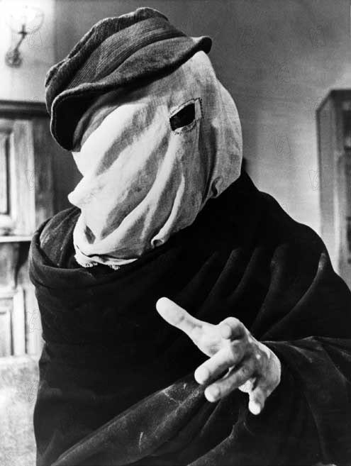 PierreBotte1's tweet photo. "I am not an animal !    I am a human being !  I...am... a Man !"
Elephant Man. David Linch 1980 

#ElephantMan #DavidLinch #Movie #Director https://t.co/wrF5AIRupy