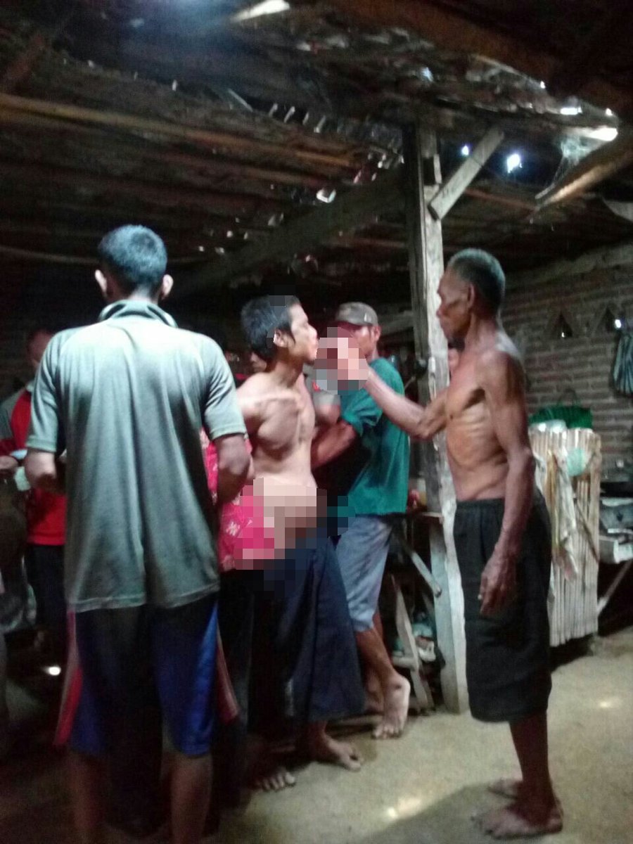 Pelepasan pasung a.n Muhclisin dr kec Trucuk Bojonegoro yg akan dirujuk di RSJ LAWANG. <a href="/JatimPemprov/">Pemprov Jawa Timur</a>