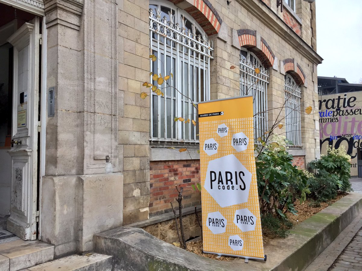 S_Le_Roux's tweet photo. On célèbre les lauréats de @Paris_code à @Les_Canaux ! #CodePourTous https://t.co/coIHHZQCek