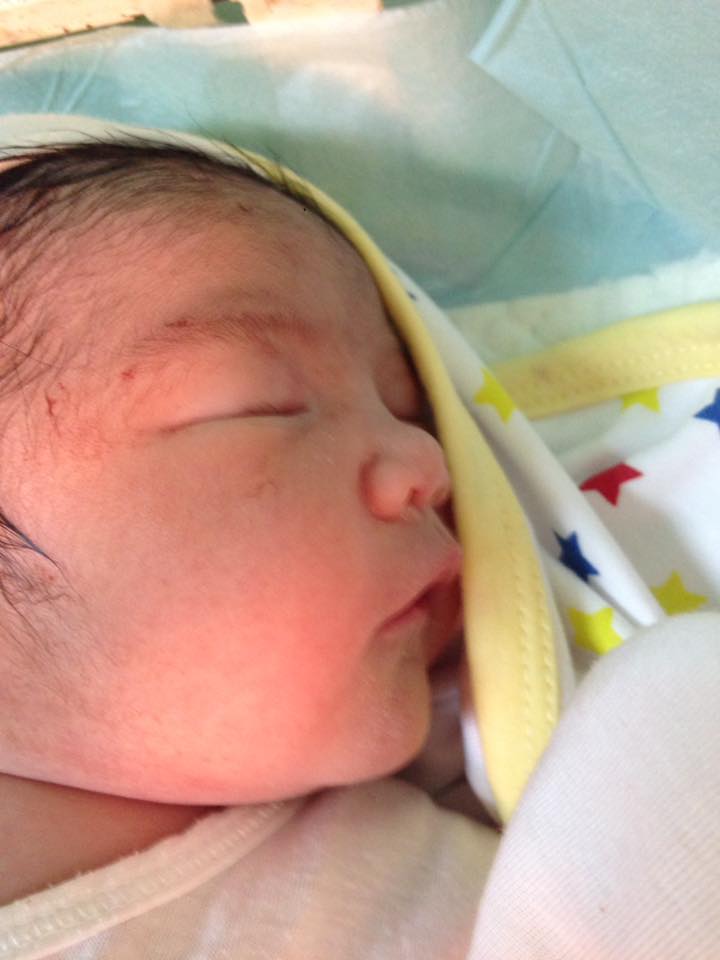 hahavensent's tweet image. #Aeiou, welcome to the alphabet...I mean, welcome to the world. Despite of your weird names I still love you and your big sister #Abcdee.