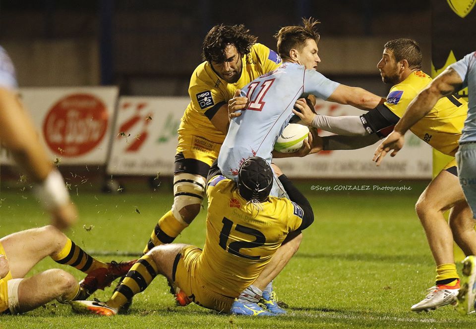 us_carcassonne's tweet photo. 🎂 Joyeux anniversaire au deuxième ligne emblématique de l'@USCXV, @francoistisseau, qui fête ses 33 ans ! 
Une victoire en cadeau ? #USCUSM https://t.co/OxF18XbQLJ