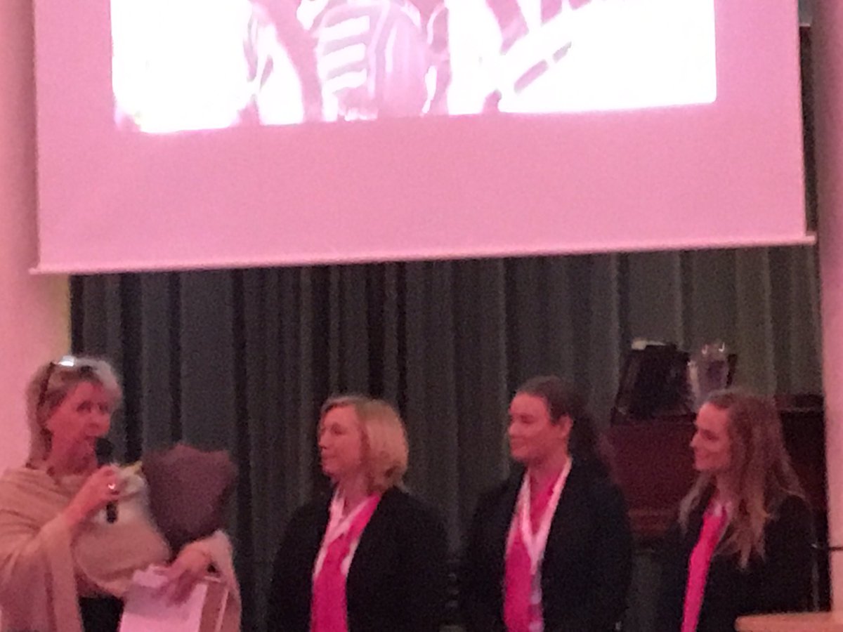 magelii1's tweet photo. Grattis @monicahallin årets Qnetstipendie det är du så värd. #qnetdagen https://t.co/FGR8FHDZPn