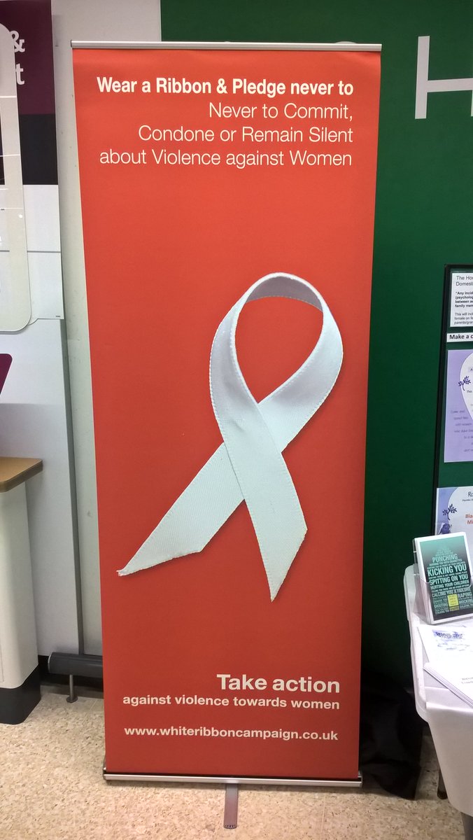 TVP_ChiltSBucks's tweet photo. Fri 25th Nov National White Ribbon Day, spreading awareness about Domestic Abuse at Sainsburys, Taplow #P6463 https://t.co/VWclDvccgy