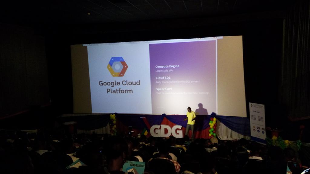 rotimiokungbaye's tweet image. Celestine Omin just finished giving the opening address at DevFest SW @devfestsw #DevFest2016 #DevFestSW