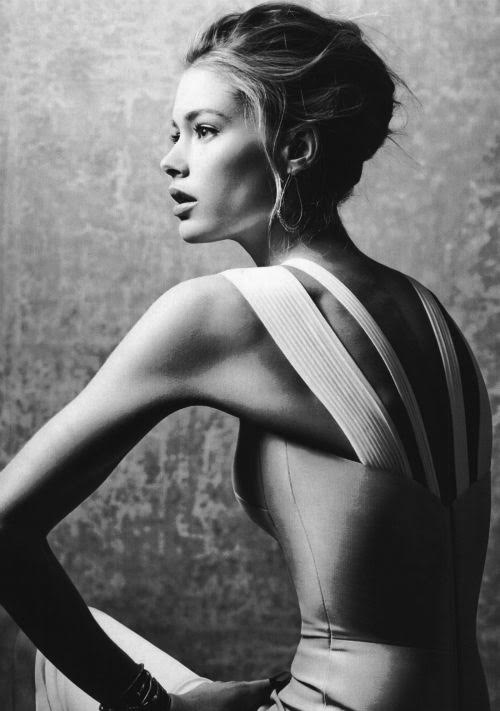 soleil_atelier's tweet photo. Get a sneak peak of #Soleil_Atelier's inspiration collectives.
#inspiration #minimal #followus #nowontwitter 
https://t.co/xNY8eWr5C0 https://t.co/E4TmZurgmy