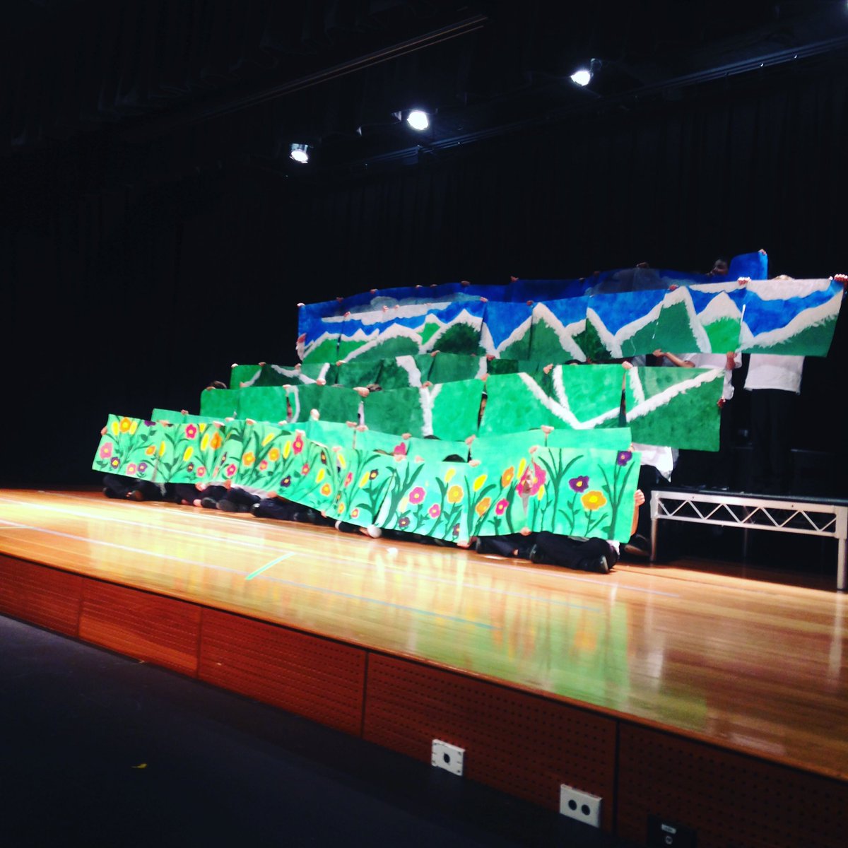 s00105749's tweet photo. So proud of our students in our school production #thesoundofmusic #thehillsarealive https://t.co/QLnw7iw0b6