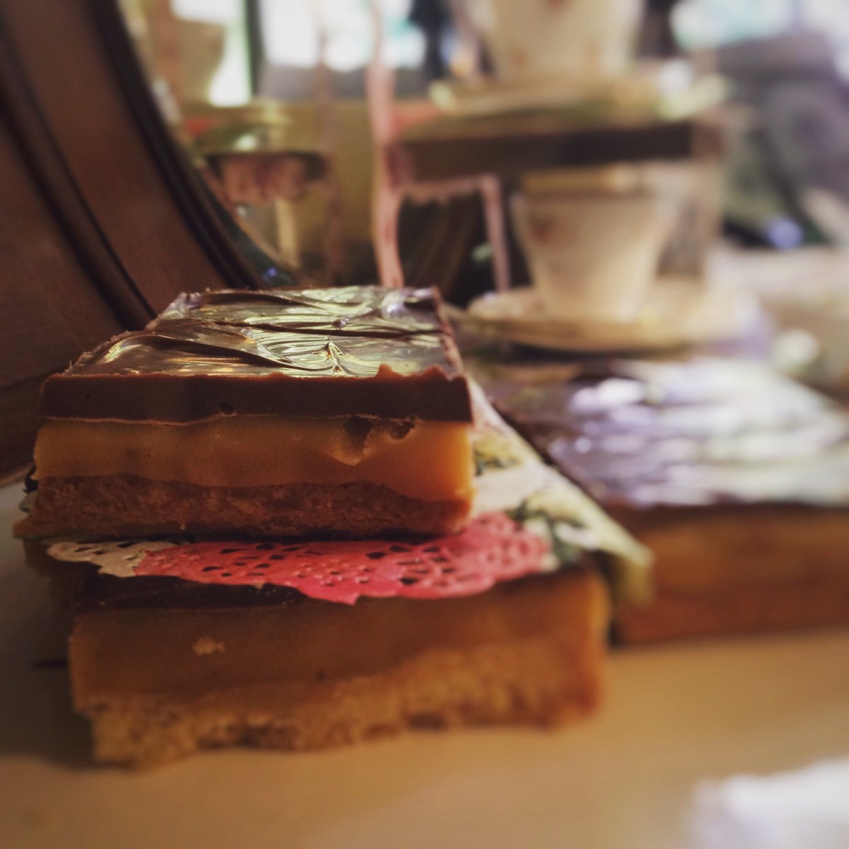 victoriancari's tweet photo. Millionaire's shortbread in our tearoom. #indulgence #eatlocal #aberdeen https://t.co/fUm7IiqbTU