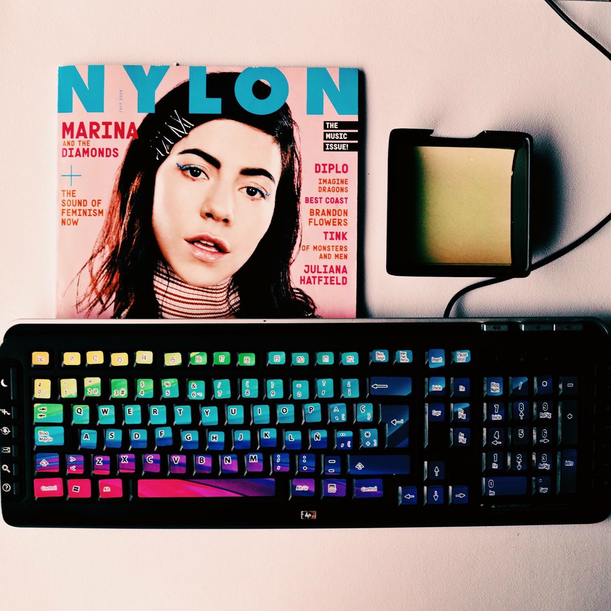 ¿Quién dijo que los teclados no tenían onda? 🌈 #PoneleOnda y encontralos acá 👇 bit.ly/2fAGUzZ