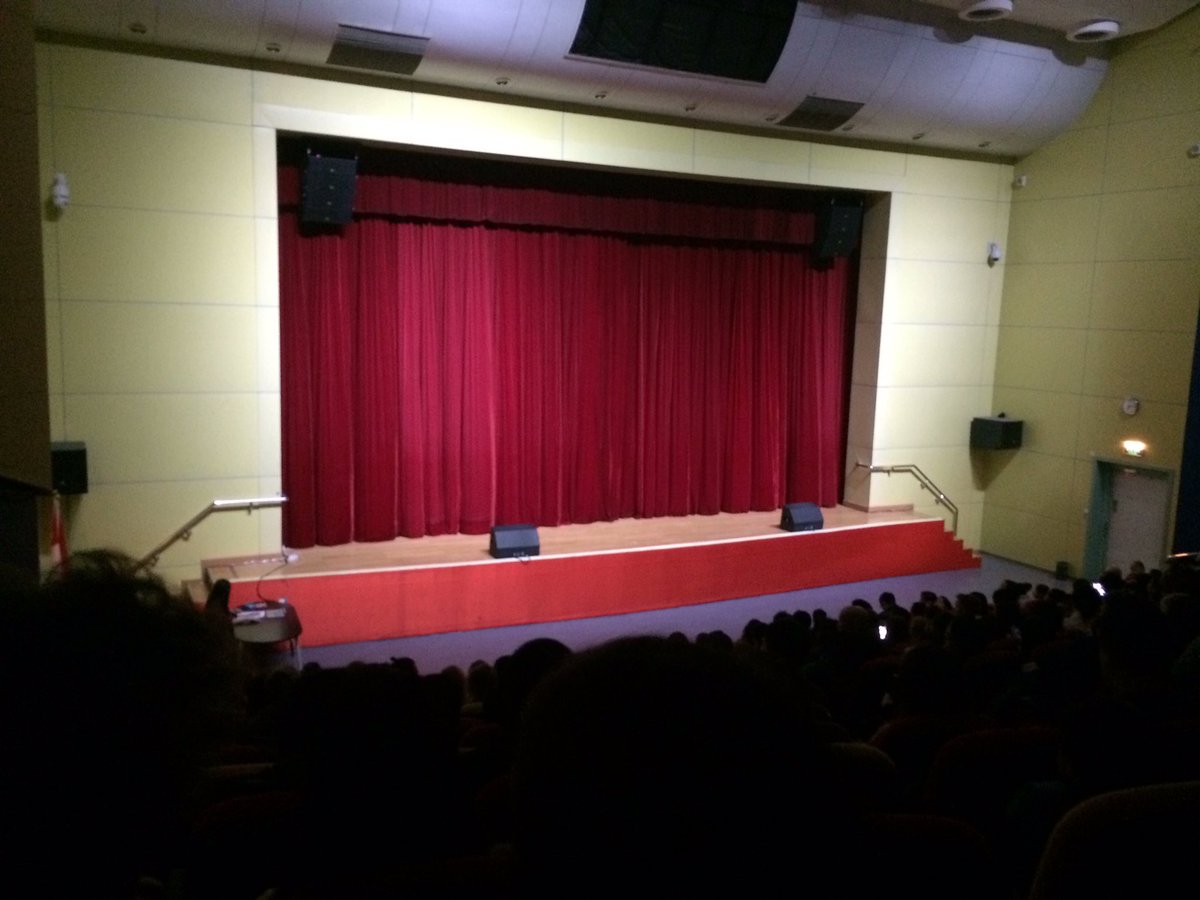 cdmaclellan's tweet photo. Full house for the #StageCats opening tonight! #stagecatstruth #drama #myCISB #bobcatlove #breakaleg https://t.co/KBkZBiF2KO