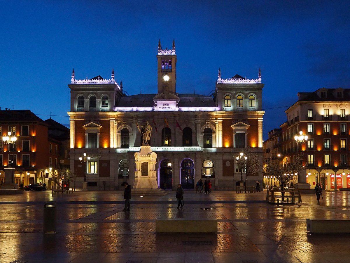 #FotoDelDia #luces #lluvia via <a href="/Flash__ion/">Flashion Fotografía</a> bit.ly/2gn7SIz