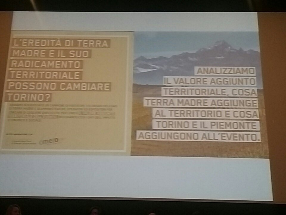 valeriaserrator's tweet photo. #Terramadre e il #territorio raccontato da @francescarocch4. @SlowFoodItaly  @Comunica_Media https://t.co/zIBI9aNVbB